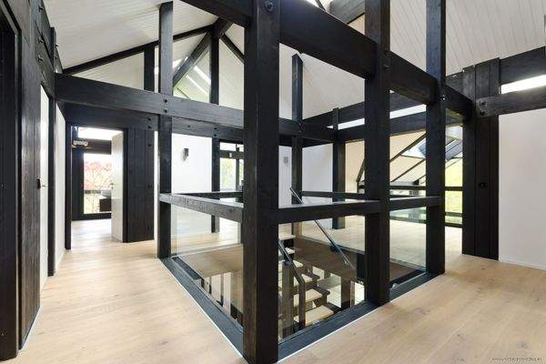 Flurbereich mit Oberlichtern