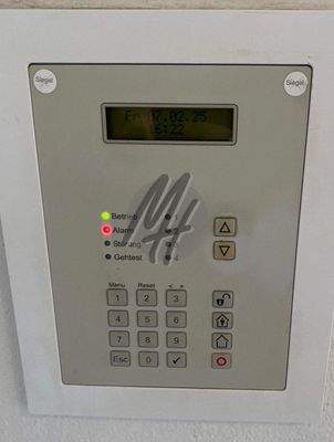 INFOS UNTER: 06171-586000