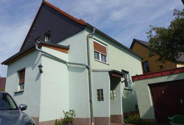 Blick vom Hof zum Hauseingang