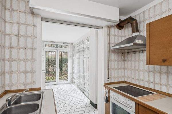 KÜCHE – AUSTRITT GARTEN