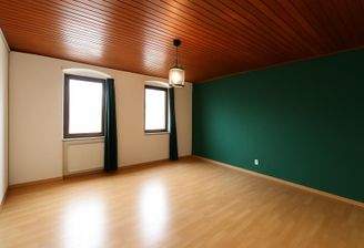 Geräumiges Wohnzimmer