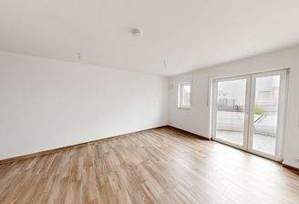 Wohn-/Ess-/Schlafzimmer