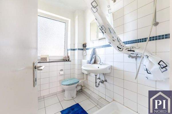 Wohnung 2, Badezimmer