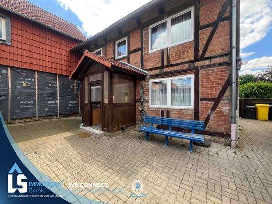 Innenhof mit Hauseingang