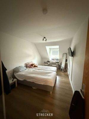 Wohnung DG links Schlafraum