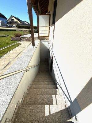 Nebeneingang Kellerwohnung