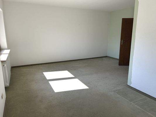 Erdgeschoss: Zimmer mit Tageslichtbad