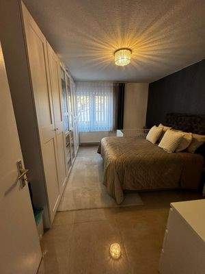 Schlafzimmer - Ansicht 3.jpg