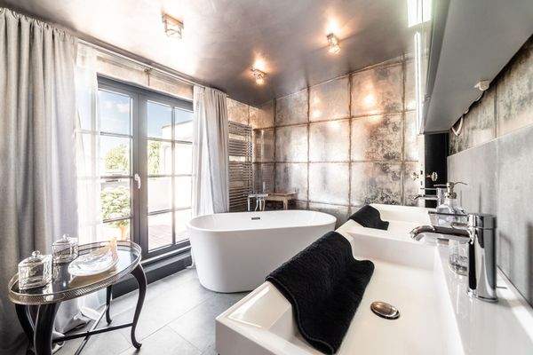 MFH 3. OG Wannenbad Ansicht I