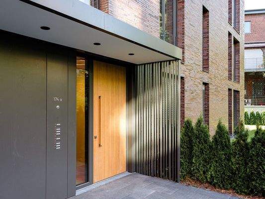 Eingang_Erdgeschoss_außen