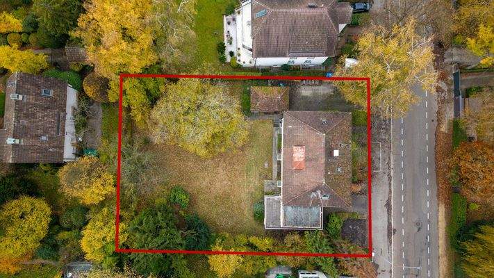 Nach Süden hin ausgerichtetes Grundstück