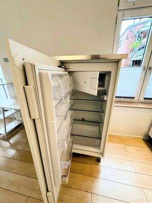 10 Kühlschrank