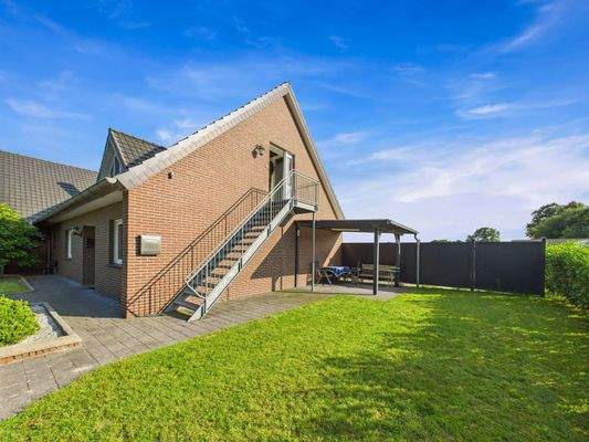 CAM03784G0-PR0076-STILL042