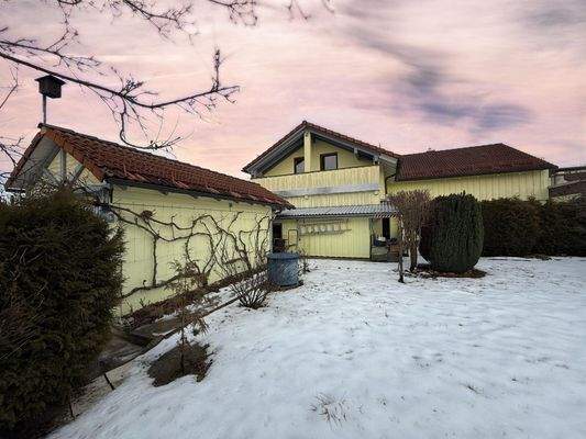 Hausansicht vom Garten