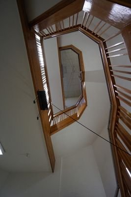 F180 - Treppenhaus 2