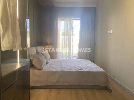 Sea View Real Estate Close to Metro and Marmaray in Maltepe