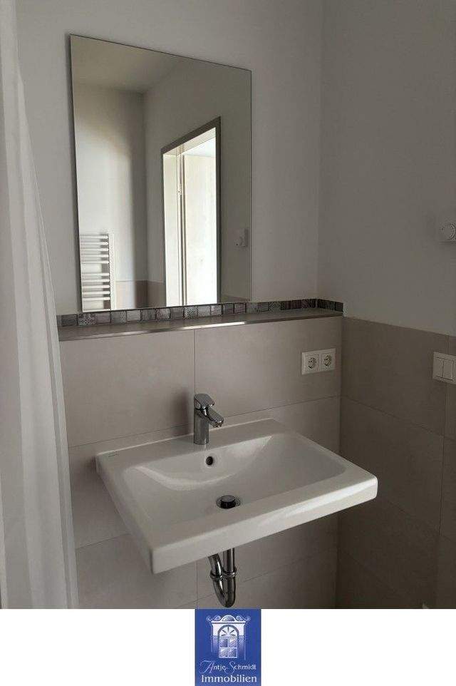 Gemütliche und hochwertige Neubauwohnung mit Balkon, EBK und Fußbodenheizung! - Foto 4