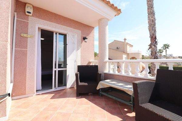 re-sale-detached-villa-algorfa-lomas-de-la-juliana