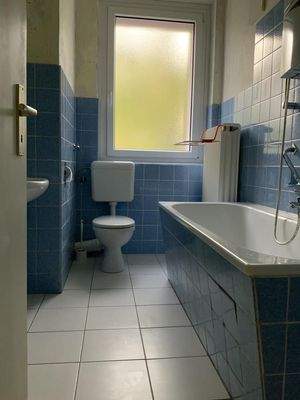 8E911FD3-EC88-4DDA-9572-57FD2D796F40