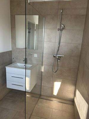 Bodenebene Dusche