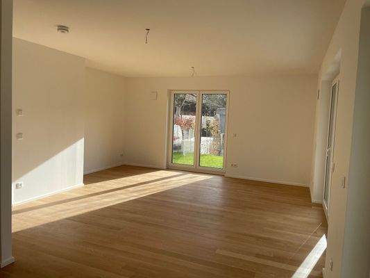 Wohn- und Essbereich.jpg