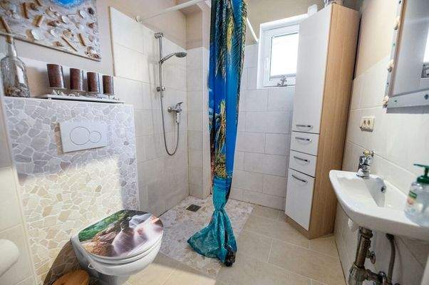 Duschbad Erdgeschoss