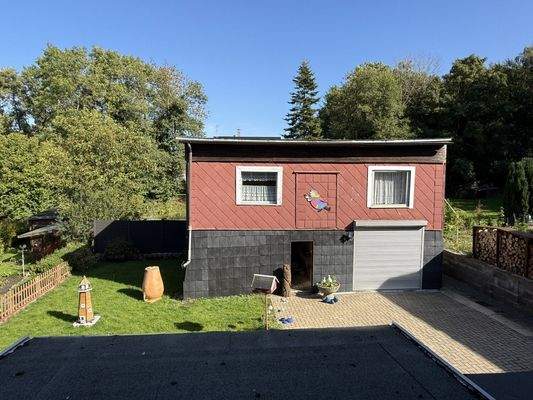 Schuppen mit Garage und Werkstatt