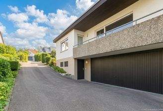 Zufahrt zur XXL-Garage