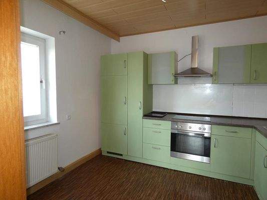 Küche mit Einbauküche 1. OG