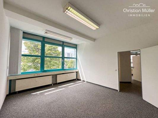 Vielseitig Nutzbarer Büroraum 