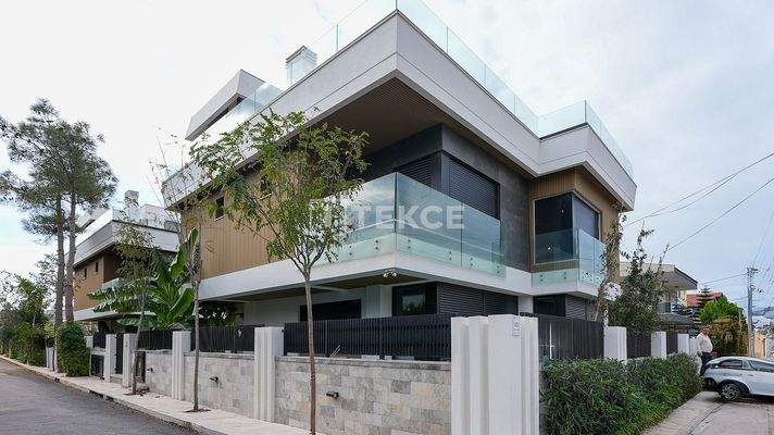 Seaside Private Villas with Pools in İzmir Güzelbahçe