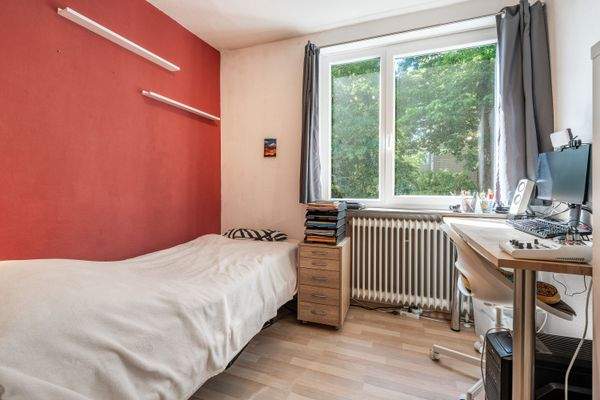 Heimfeld-Geräumiges-Reihenendhaus-mit-großem-Garten-16