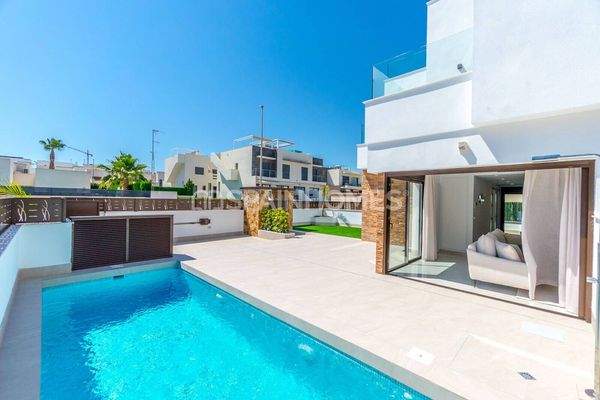 Stylish Houses with Pool and Solarium in Benijófar Alicante