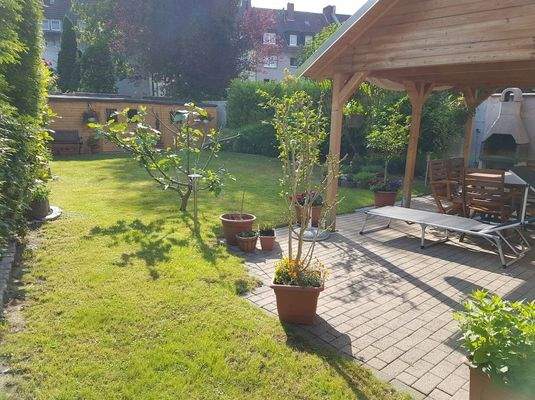 und dem pflegeleichten Garten.