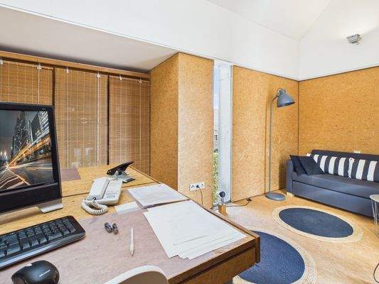 Empore, Atlierhaus -2-