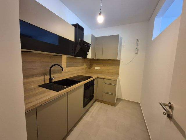 Neubau - Erstbezug - Attraktive 2- Zimmer Wohnung mit Einbauküche und Loggia zu vermieten! - Foto 3