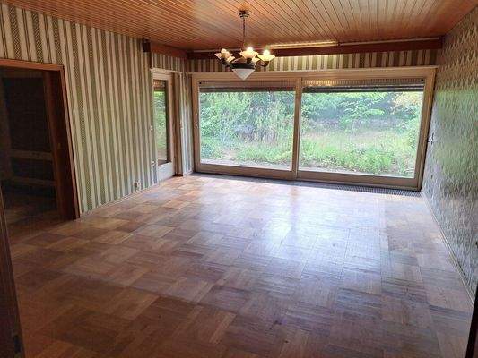 Wohnzimmer/enorme Fensterfront