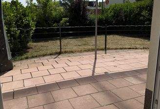 Sonnenterrasse mit Überdachung