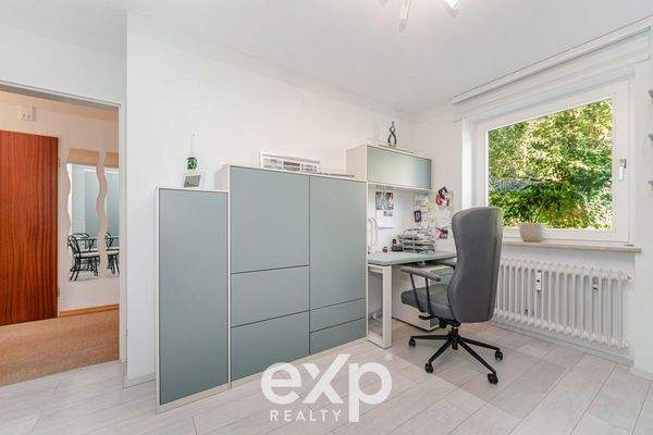 Büro / Kinderzimmer