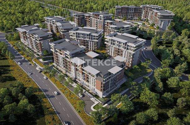 Flats in a Social Complex with Lake Views in Kocaeli