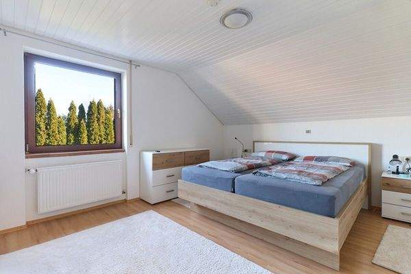 Schlafzimmer im Dachgeschoss