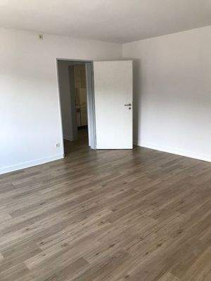 Schlafzimmer in Richtung Flur.jpg