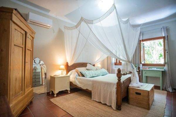 Kreta, Xamoudochori: Idyllische Residenz mit Apartments und Olivenhain zu verkaufen