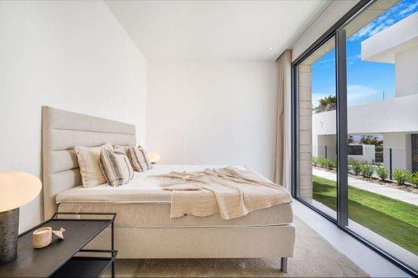 Photo: Villa in Marbella East