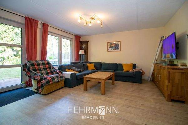 Wohn- und Esszimmer-02