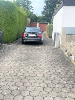 Einfahrt separates Grundstück 