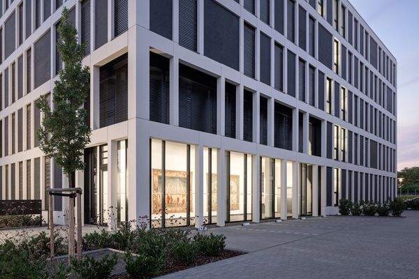 Eastsite VI