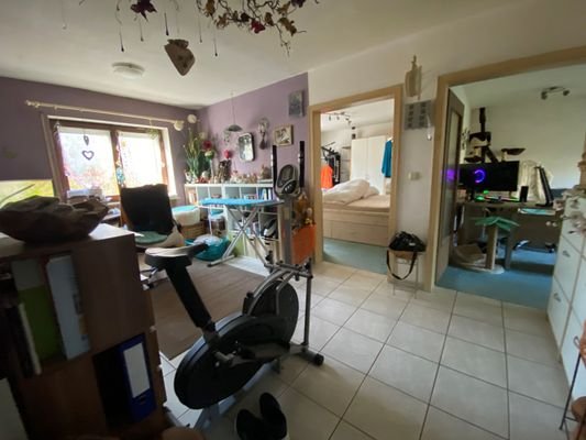 EG re Zimmer offen.jpg