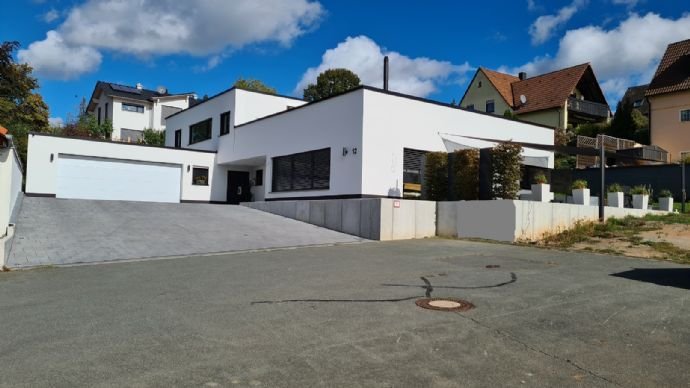 Ruhiges Wohnen mit Dachterrasse in Heroldsbach