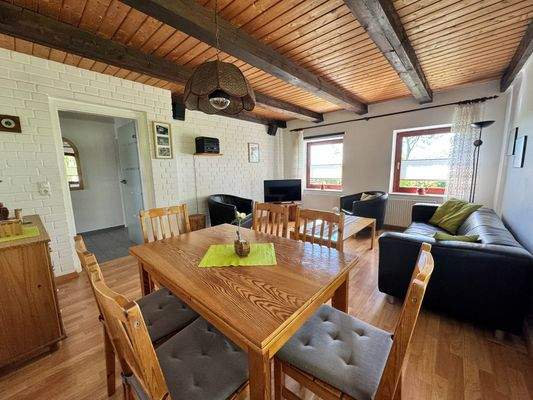 Essen &amp; Wohnen im EG Whg. Christine